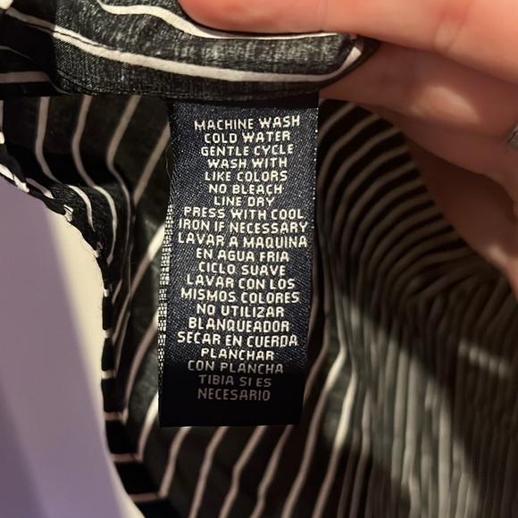 Black and White pin stripe button down - Picture 5 of 5